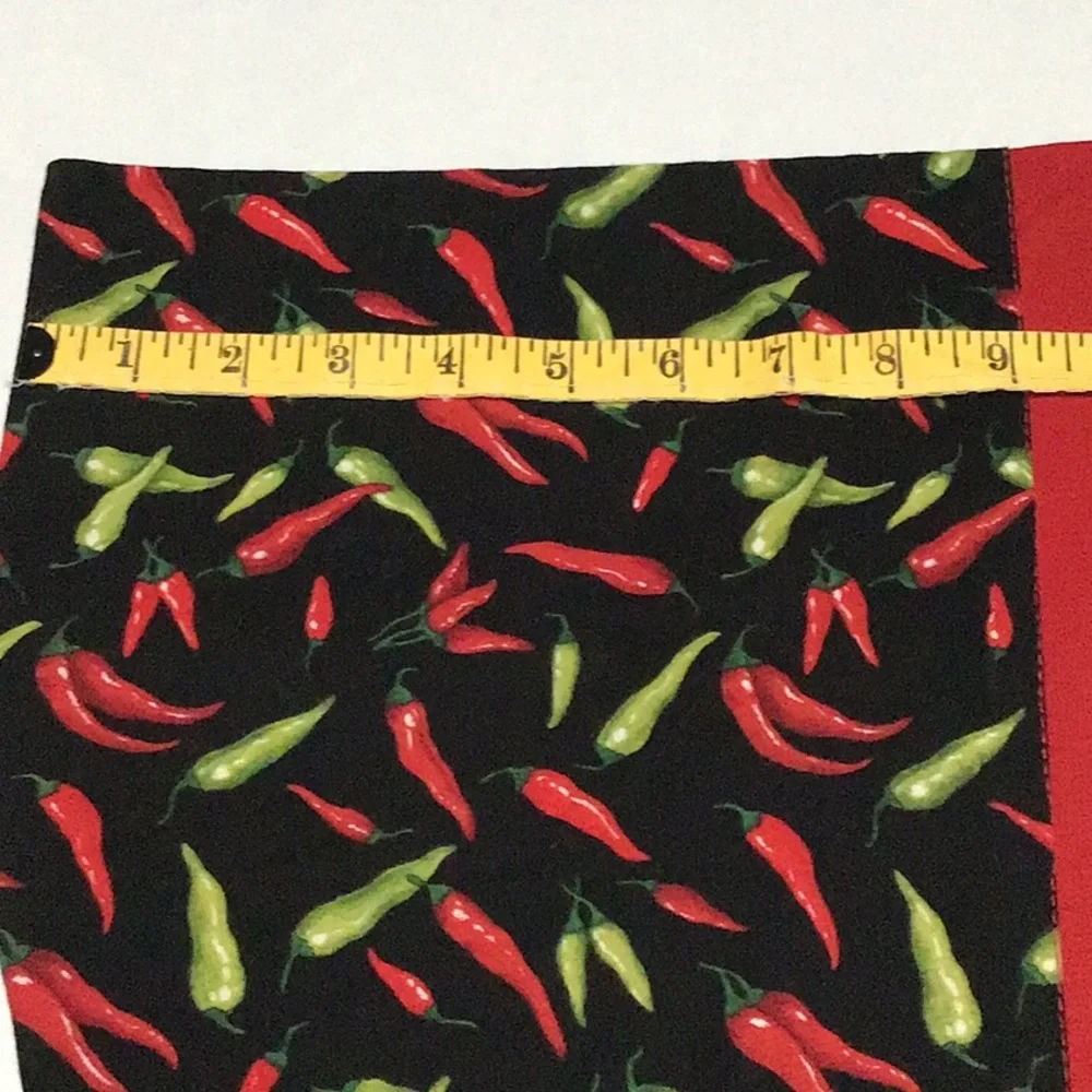 Hot Chili Pepper Red Green Black‎ Window Valance